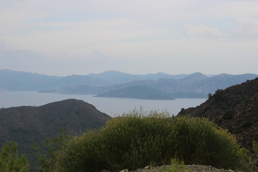 Вид на залив Бозбурун у Emecik, Muğla, Турция