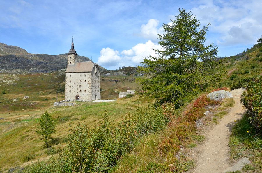 Stockalperweg presso il vecchio ospizio sulla strada del passo del Sempione