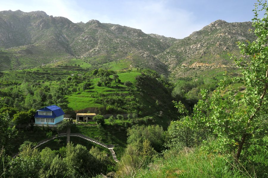 Berglandschaft am Fuße des Zarafshan-Gebirges in der Region Qashqadaryo