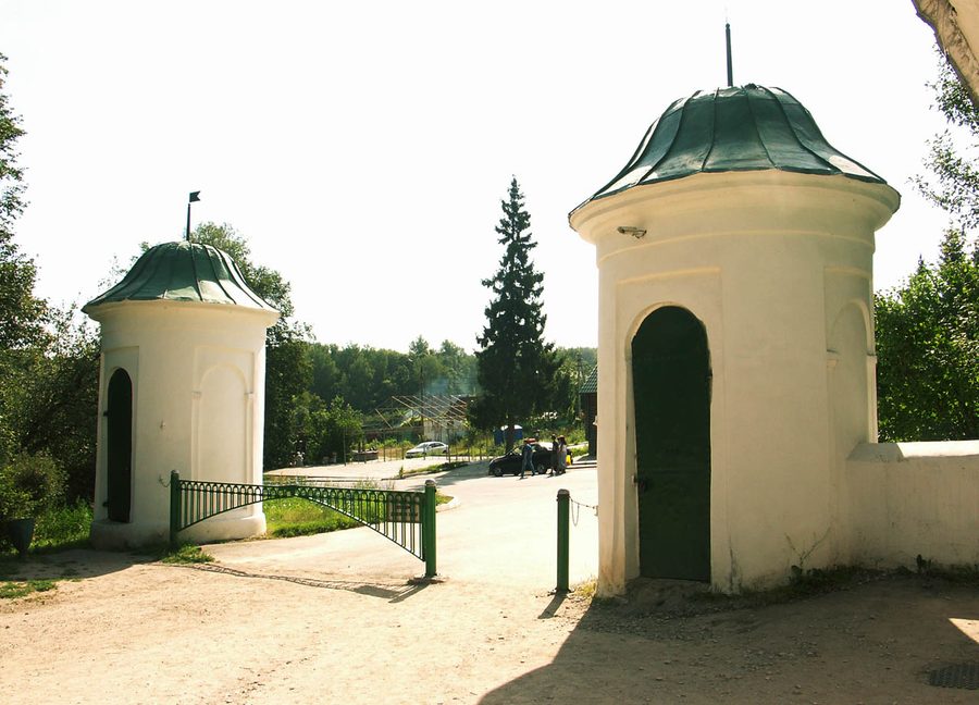 Ingresso della tenuta museale Jasnaja Poljana
