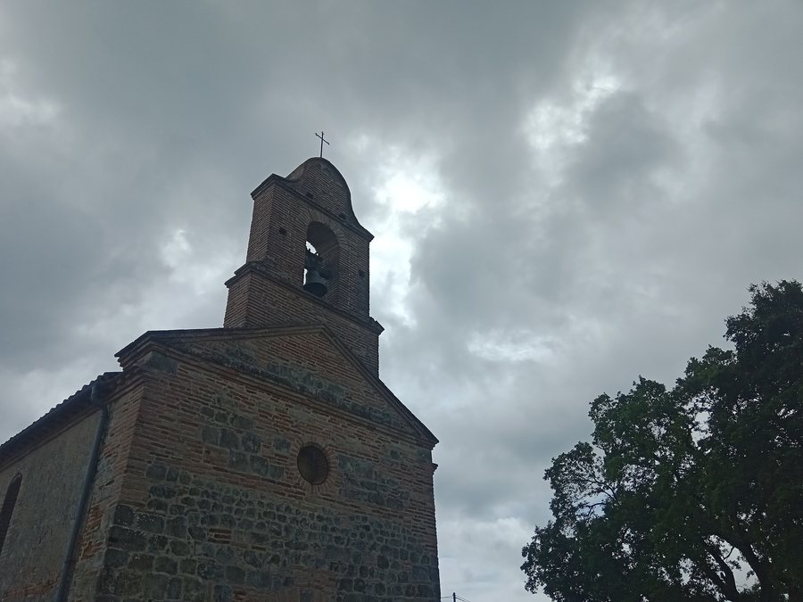 File:Chapelle Saint-Sernin de Lauzerte 02.jpg