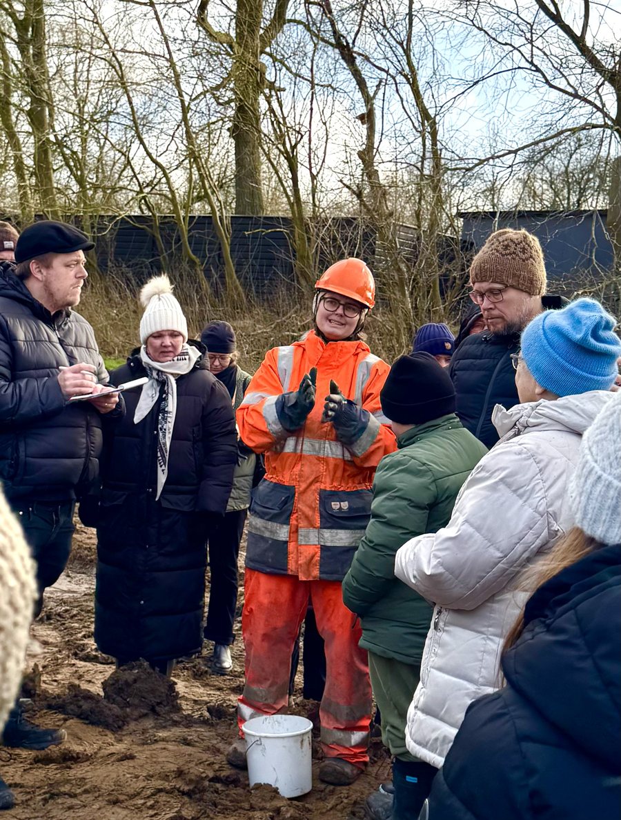 File:Museum Vestsjælland. 2025. Åben arkæologisk udgravning. På det sted hvor ny arrest bliver opført. Slagelse Kommune. Foto Hans Christian Hansen.jpg