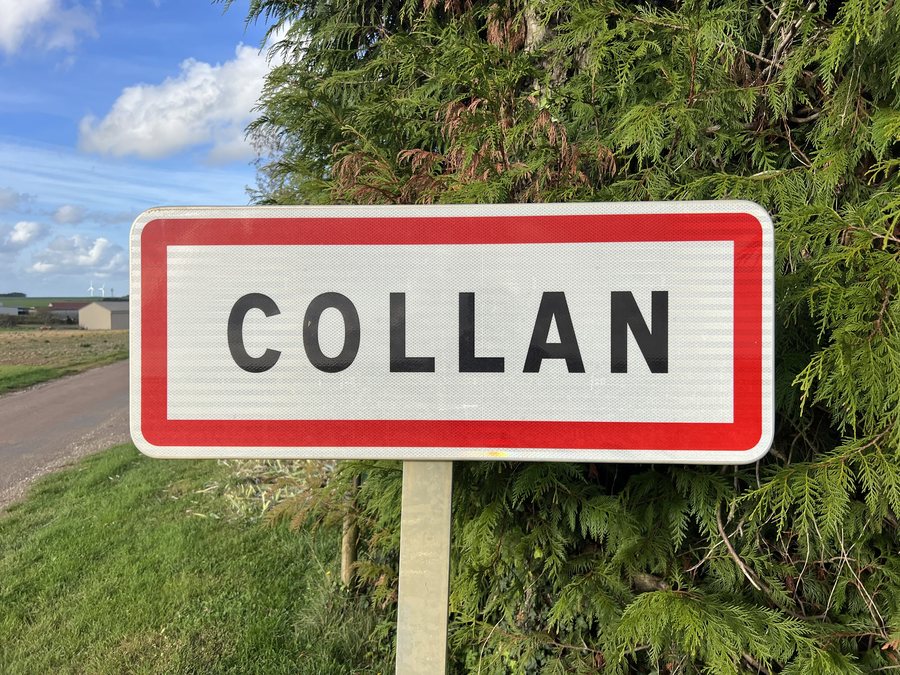 File:Panneau Entrée Collan Route Béru - Collan (FR89) - 2022-11-02 - 2.jpg