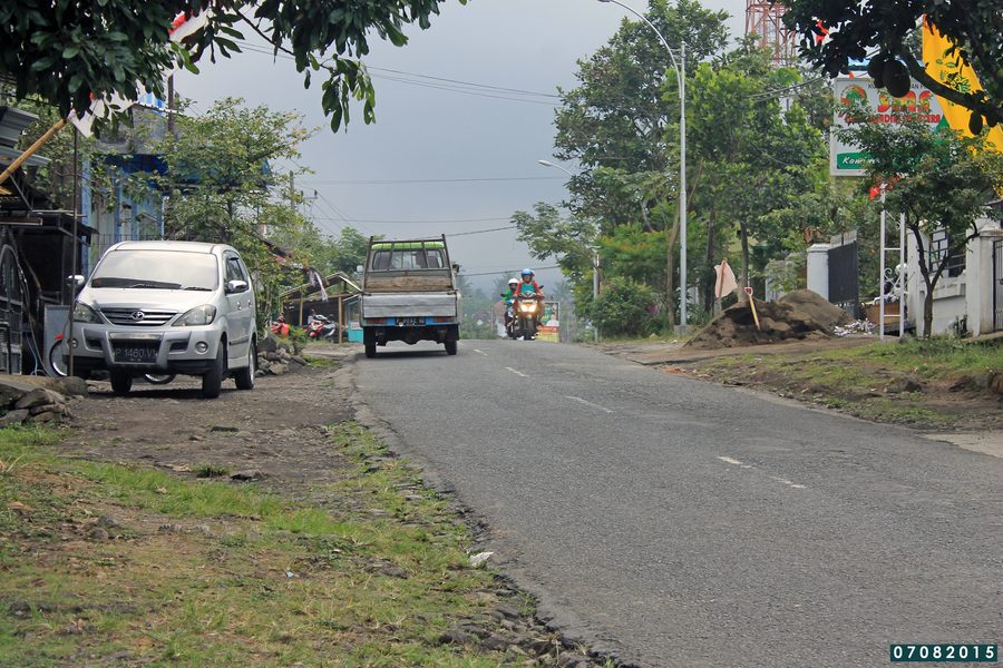 Strada a Licin, Giava orientale, Indonesia