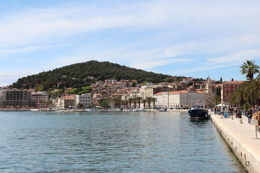 Colle di Marjan sopra Spalato sulla costa adriatica