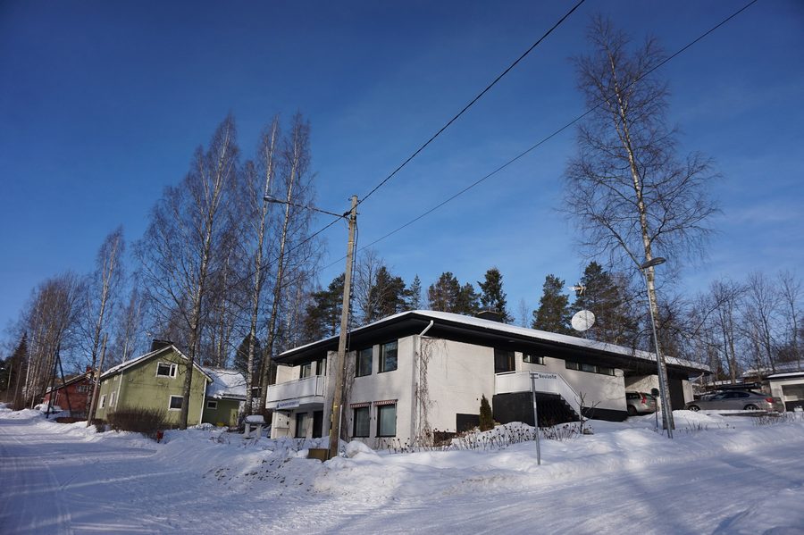 Case all'angolo tra Neulastie e Savonmäentie a Vaajakoski, Jyväskylä