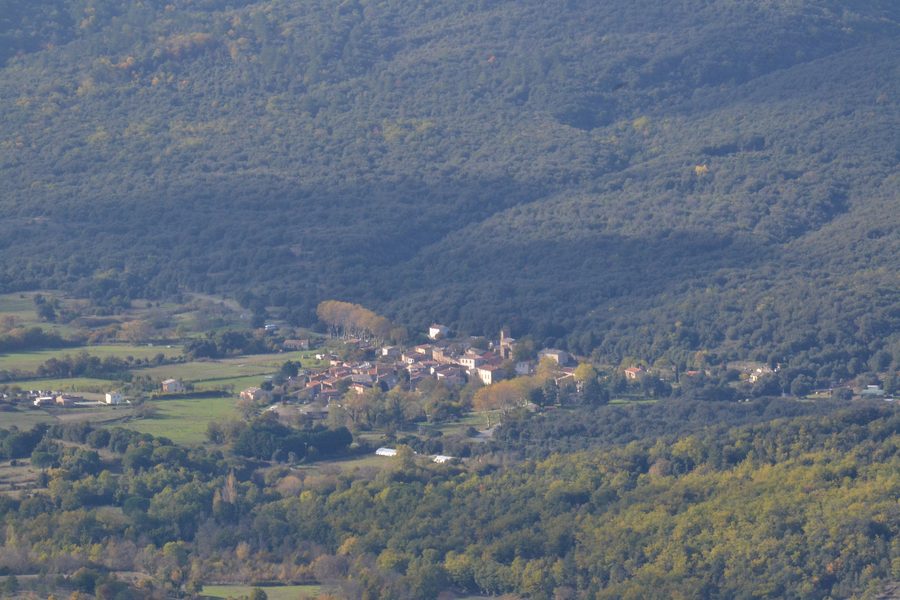 Vue de Soulatgé et de son environnement depuis le château de Peyrepertuse