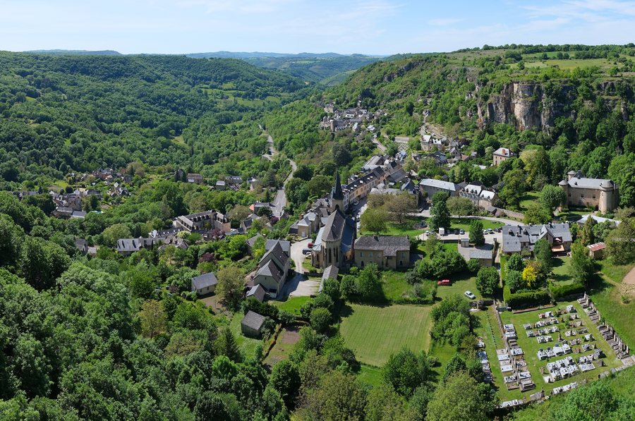 File:Salles-la-Source May 2025 11.jpg