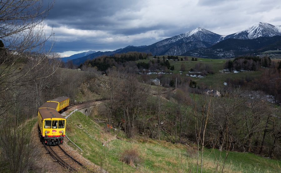 File:SNCF Z 100 Mont-Louis-La Cabanasse - Planés.jpg