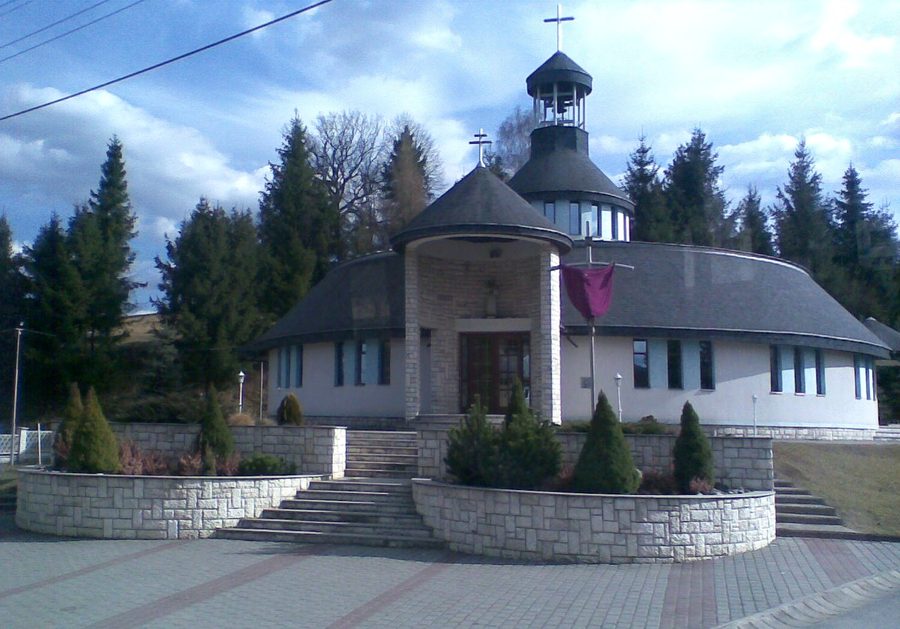 Chiesa romano-cattolica a Malcov in Slovacchia