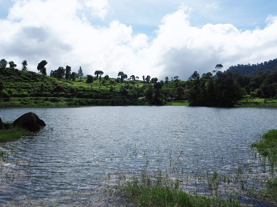 Situ Patenggang, lago nella zona turistica naturale del Bandung meridionale