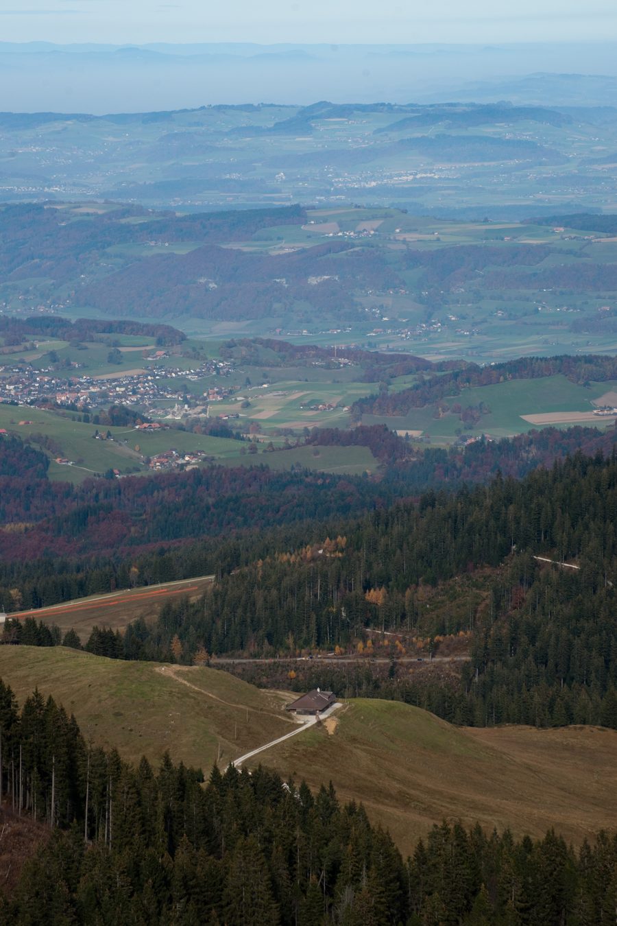 Voralpine Landschaft nahe dem Gurnigelpass im Kanton Bern