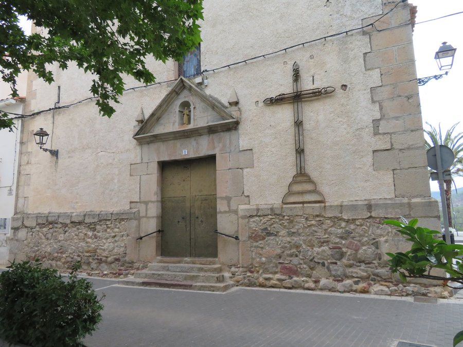 File:Església parroquial de Sant Bernadí (Cirat), 2024.jpg