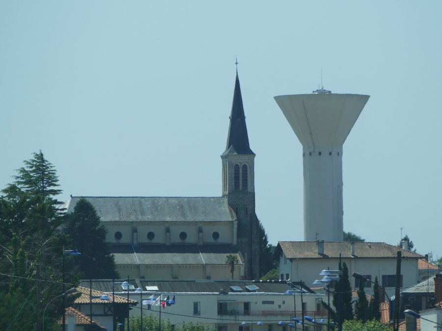 File:Ondres - Église Saint-Pierre - 1.jpg