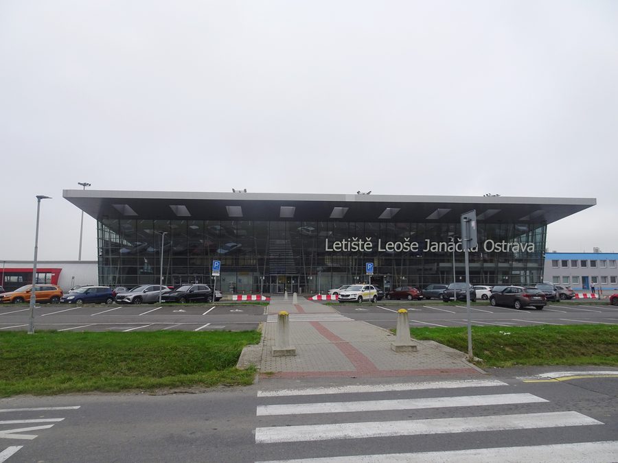 Flughafen Leoš Janáček Ostrava in Mošnov
