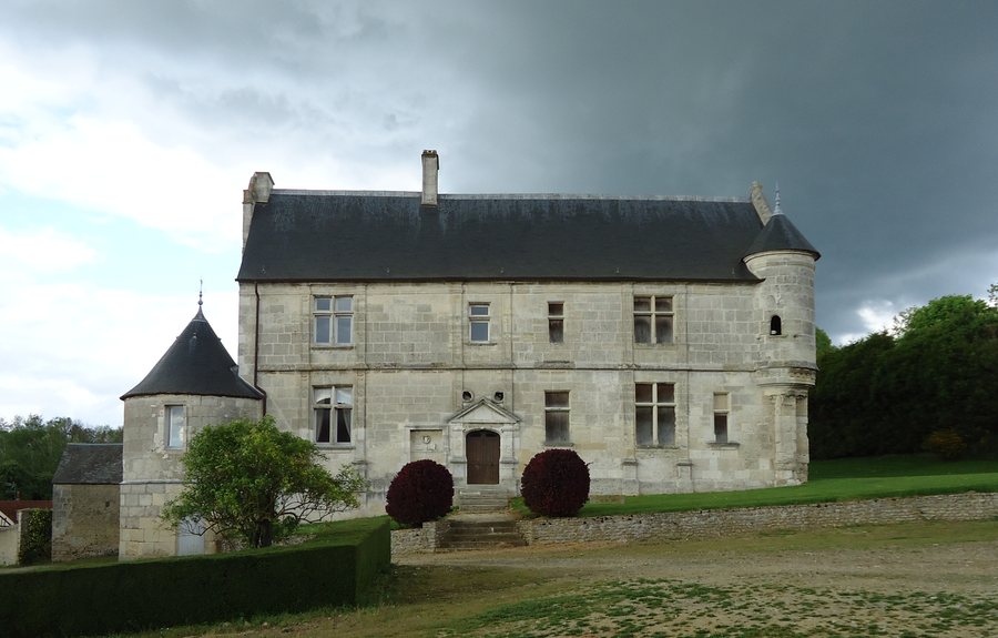 File:Bus-Saint-Remy - Manoir de Bus, XVIIe (MH).jpg