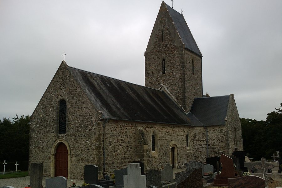 File:Mobecq - Église (3).jpg