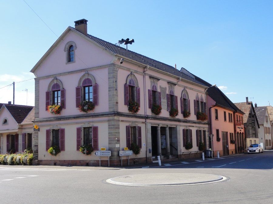 File:Wittisheim Mairie.JPG