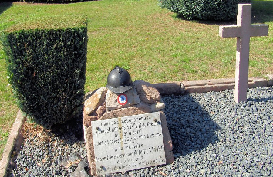 File:Saales, Nécropole nationale 3.jpg