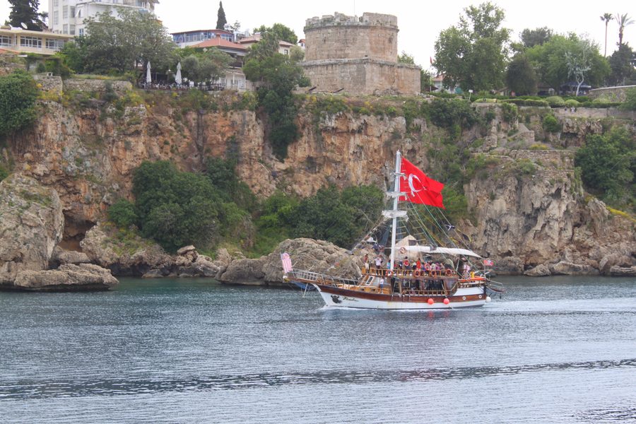 Scena stradale nel quartiere di Kılınçarslan a Muratpaşa, Antalya