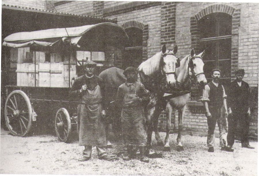 File:Etablissements Alfred Bertsch - Ouvriers - Gundershoffen - France.jpg