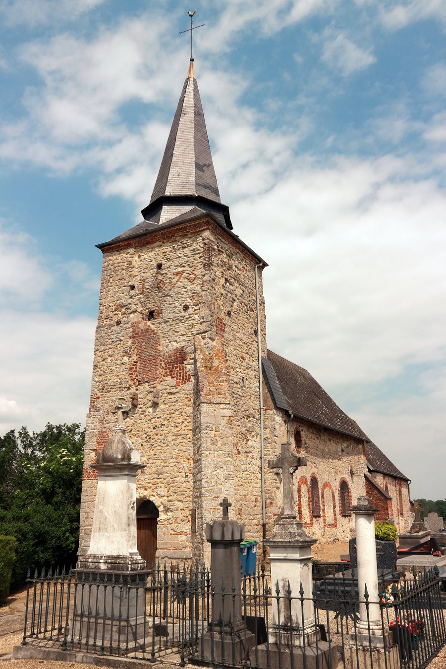 File:Wiège-Faty — Église Saint-Martin de Faty.jpg