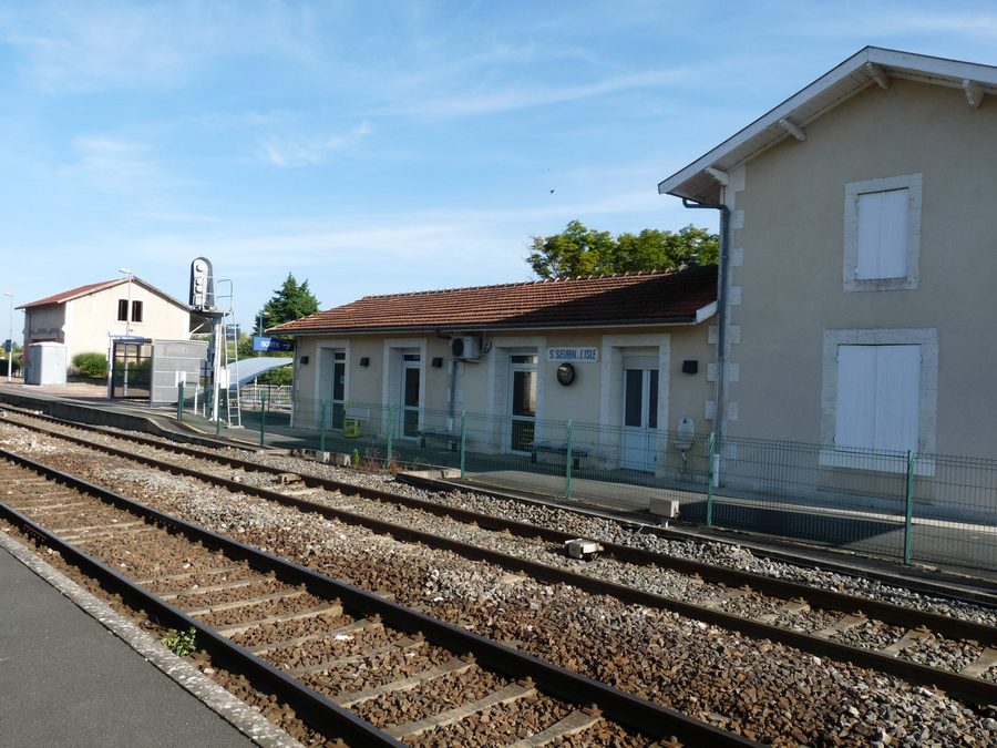 Bahnhof Saint-Seurin-sur-l'Isle im Département Gironde