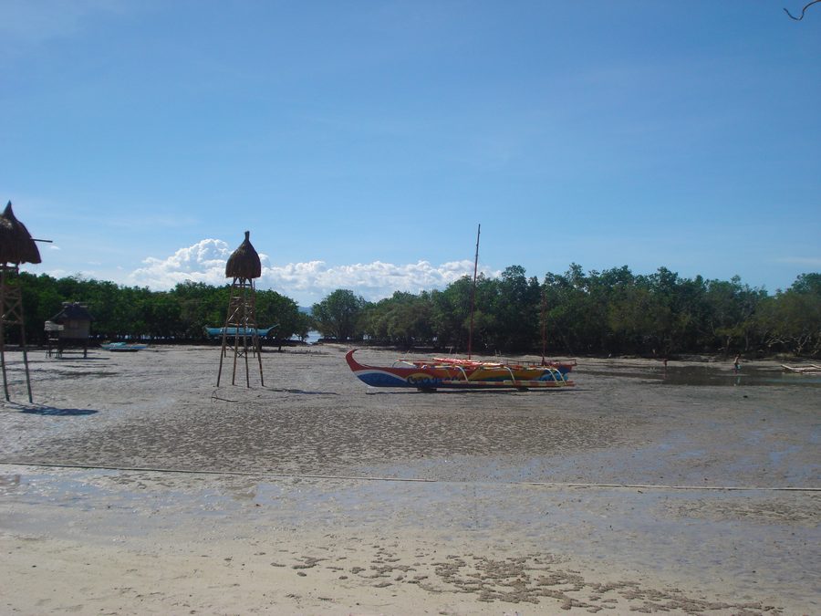 Statue am Lapu-Lapu-Schrein auf Mactan Island