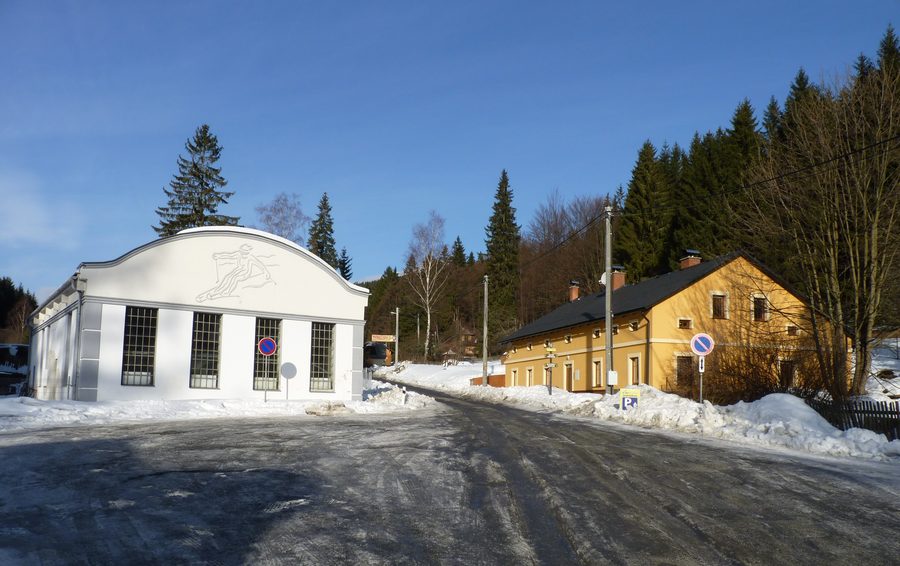 Paesaggio collinare boscoso presso Karlov pod Pradědem nell'Okres Bruntál.