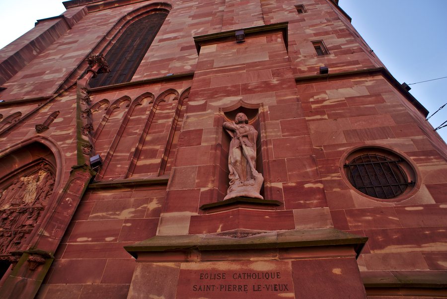 File:Église Saint-Pierre-le-Vieux de Strasbourg 01.jpg