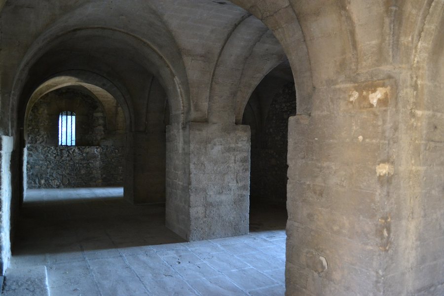 File:Villeneuve-lès-Avignon, France - panoramio (117).jpg