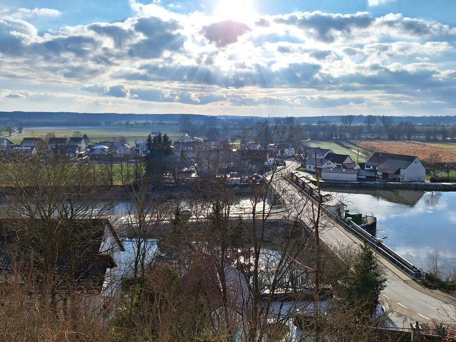 Wohngebiet Aispel mit Donau und Donaukanal in Öpfingen
