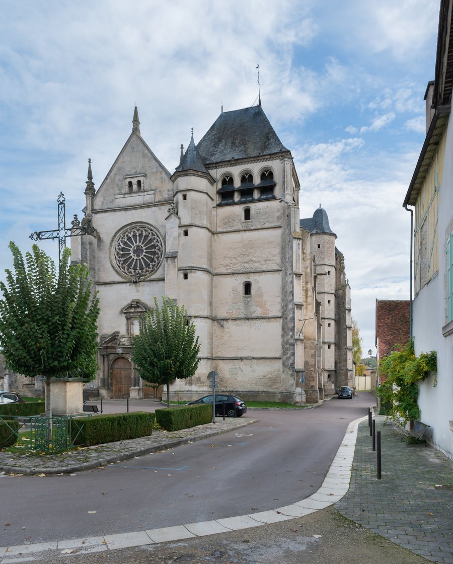 File:Saint Stephen church in Bar-sur-Seine (4).jpg