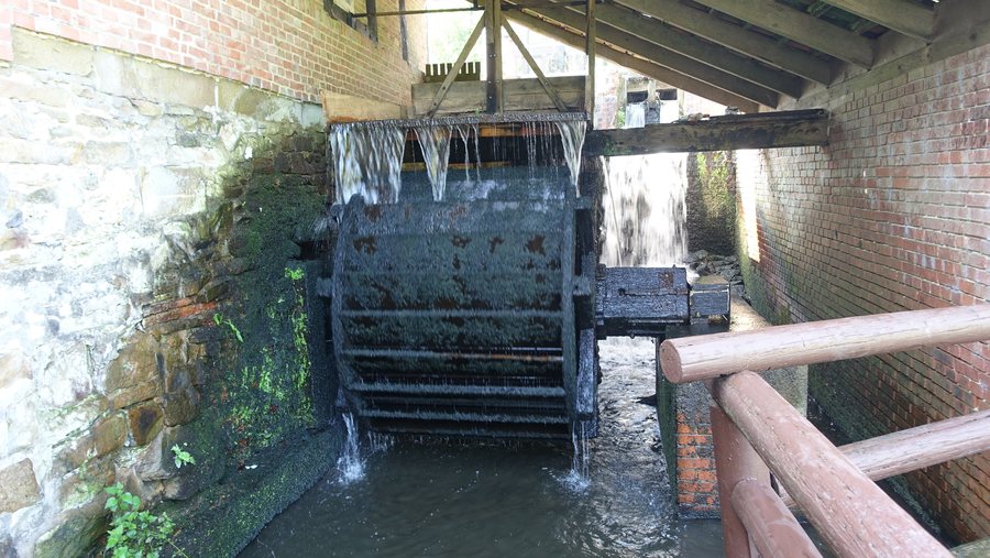 File:Eggermühlen - Wassermühle Wöstenesch am Eggermühlenbach 02.JPG
