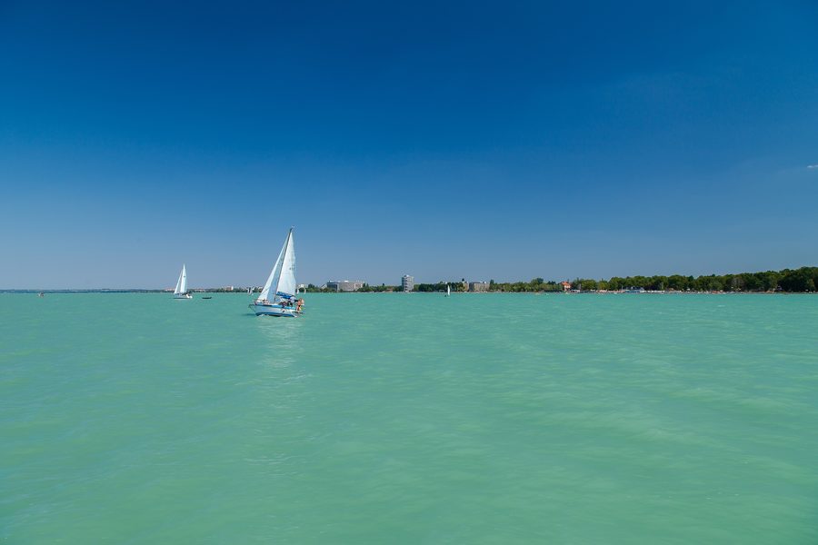 Lago Balaton in Ungheria visto dalla riva meridionale