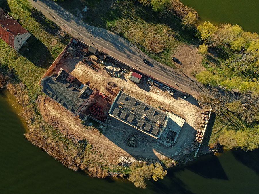Rovine del castello dell’Ordine Teutonico su un’isola nel lago di Ełk