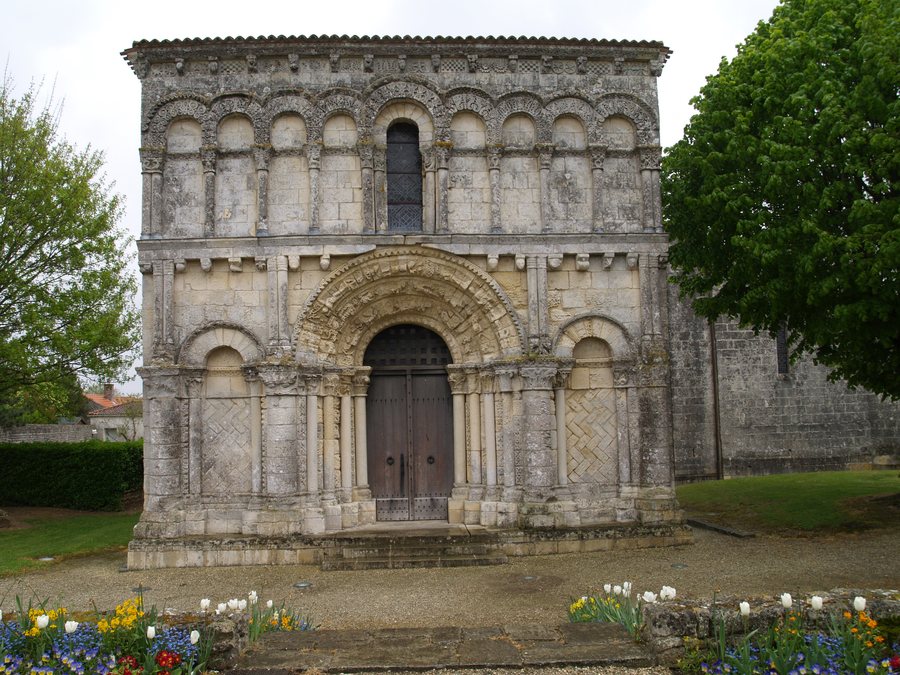 File:Echillais eglise.jpg