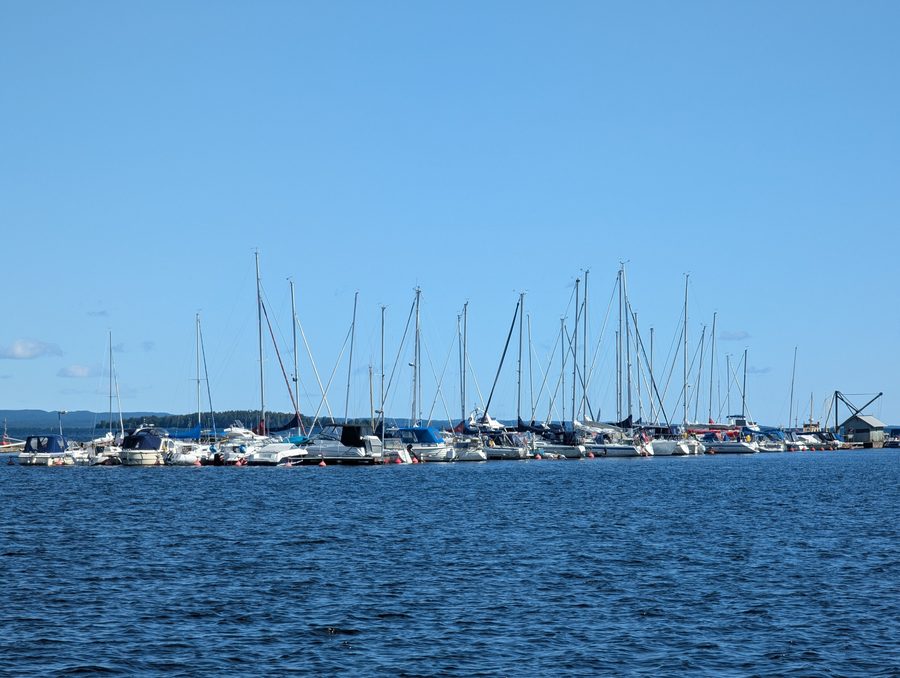 Barche sul Vättern presso Karlsborg