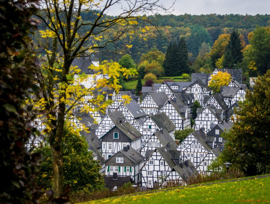 Historischer Stadtkern Alter Flecken in Freudenberg mit dicht stehenden Fachwerkhäusern