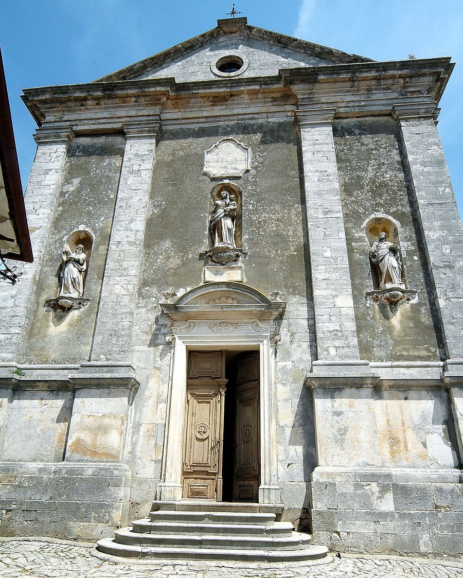 Chiesa parrocchiale di Tinjan in Istria