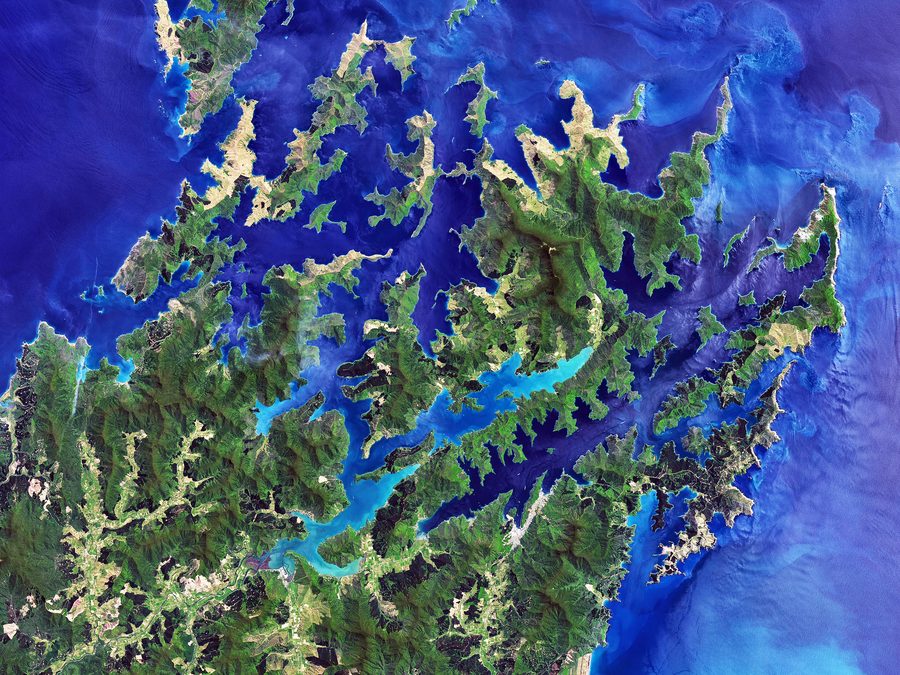 Paesaggio dei Marlborough Sounds nell'Isola del Sud della Nuova Zelanda