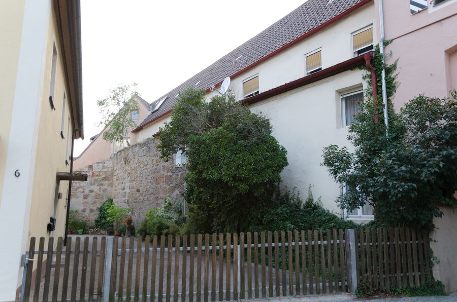 Stadtmauer an der Marktstraße 4 in Wassertrüdingen