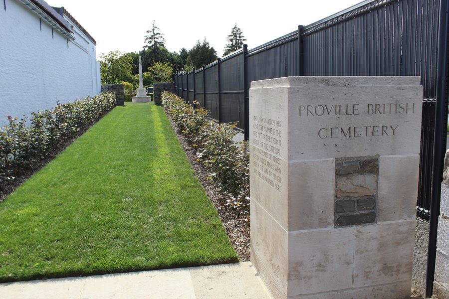 Le cimetière militaire de Proville