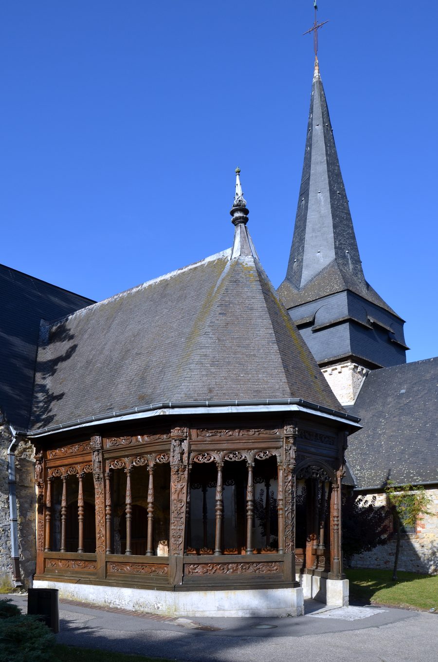 Kirche Saint-Sulpice in Ry im Département Seine-Maritime