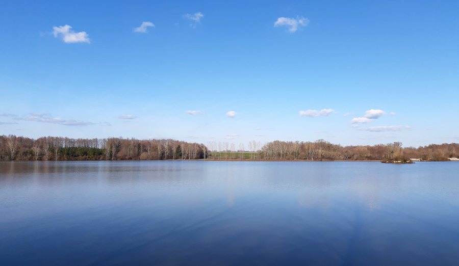 File:Lac de Saint-Christau (Benquet) 02.jpg