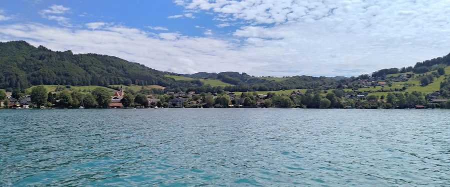 Weyregg am Attersee sulla riva del lago Attersee in Alta Austria