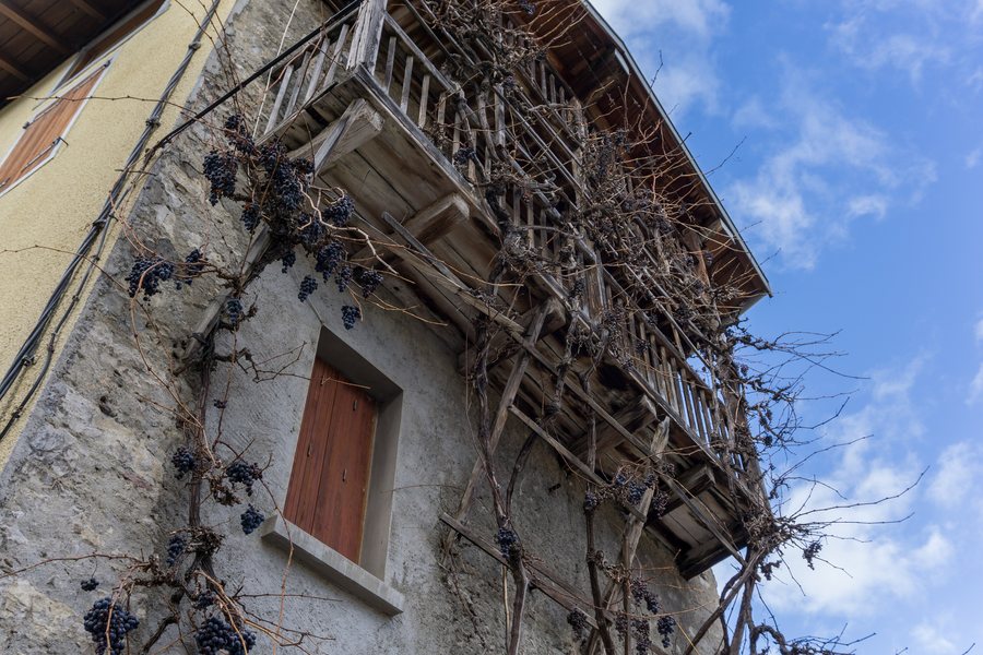 File:Bélesta, Ariège, France 09.jpg