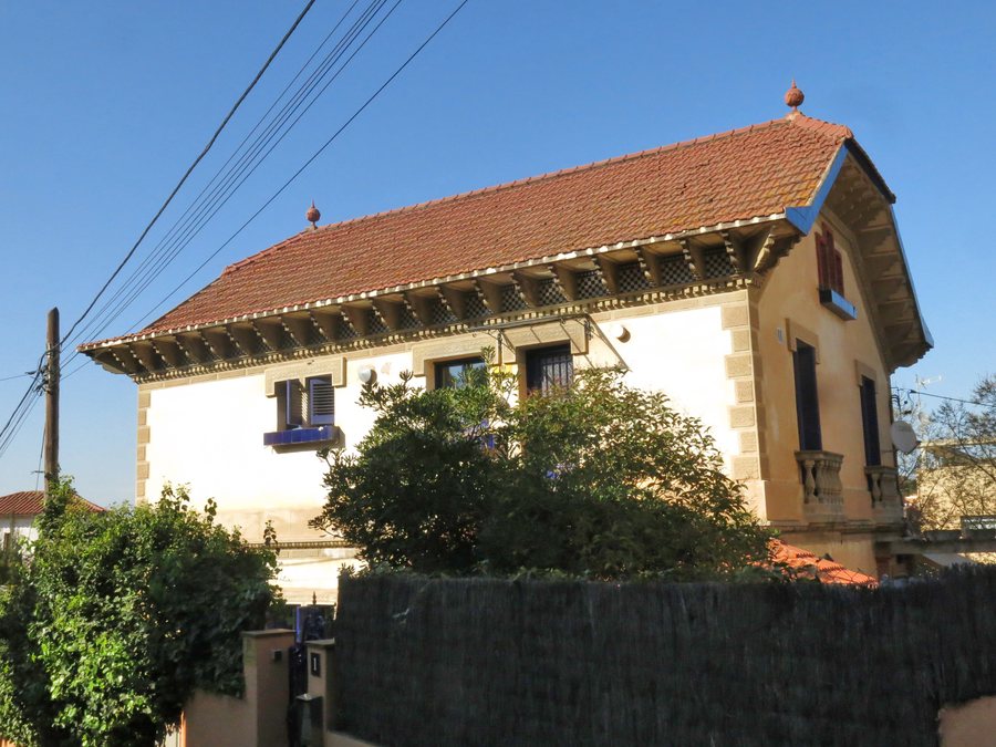 File:01 Xalet de Josep Aleñà, pg. de la Floresta 1 (la Floresta, Sant Cugat del Vallès).jpg