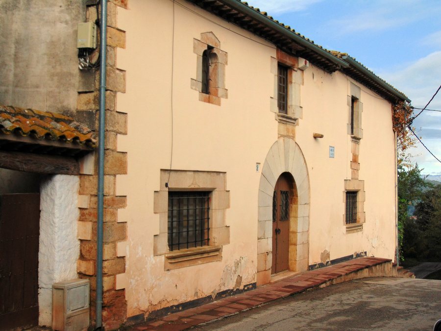 File:Can Sunyer de Campdorà.jpg