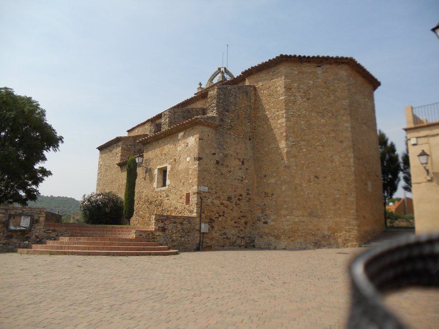 File:Sant Fruitós de Llofriu 01.JPG